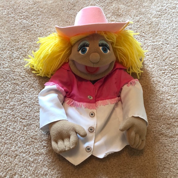 Puppet - Picture 1 of 4